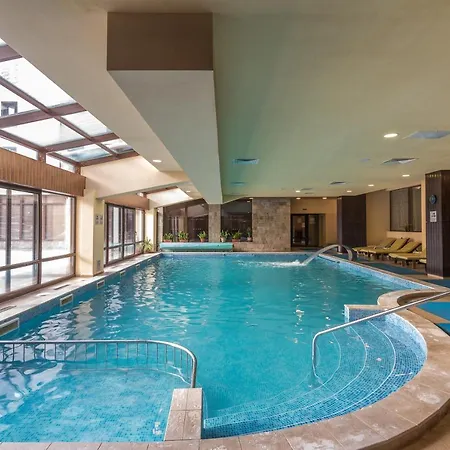 Hotel St George & 4*