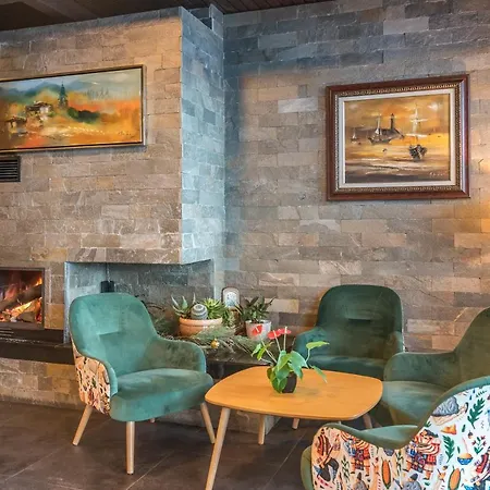 St George & 班斯科