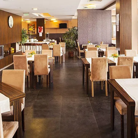 Hotel St George &