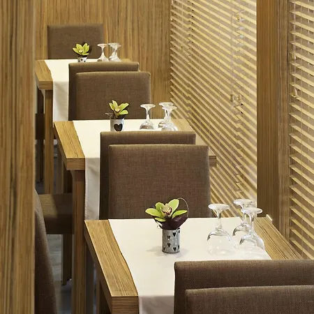 St George & Хотел