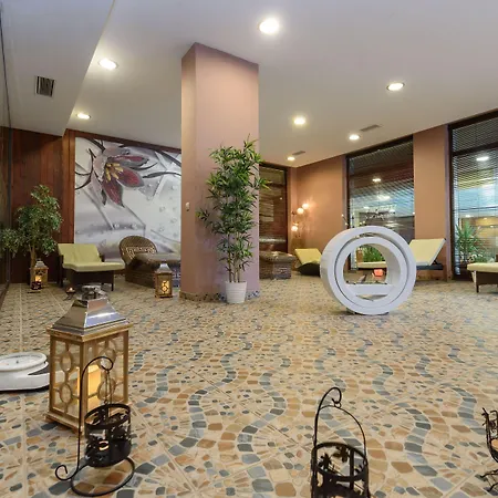 Hotel St George &