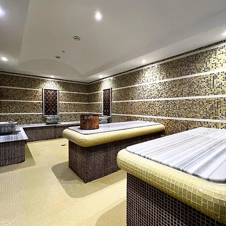Hotel St George & 4*