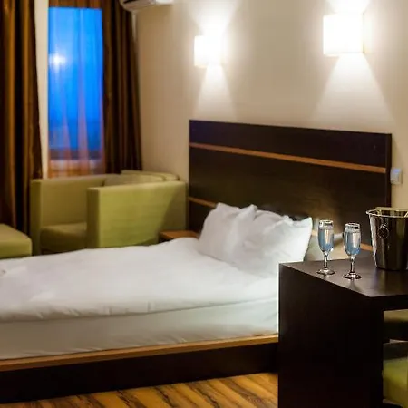 St George & Hotel
